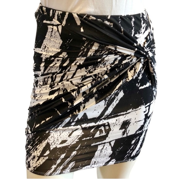 NWT Helmut Lang Black and White Meteor Print Twist Ruched...